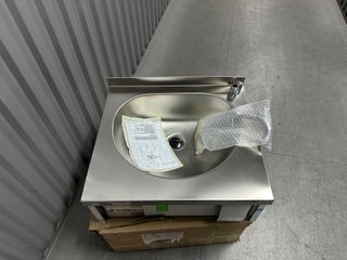 Lavamanos Inox Colgado con Grifo