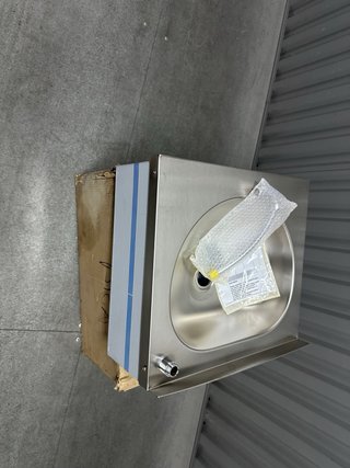 Lavamanos Inox Colgado con Grifo