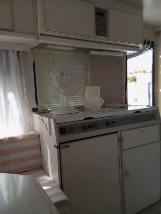 Caravana Adria 750kg