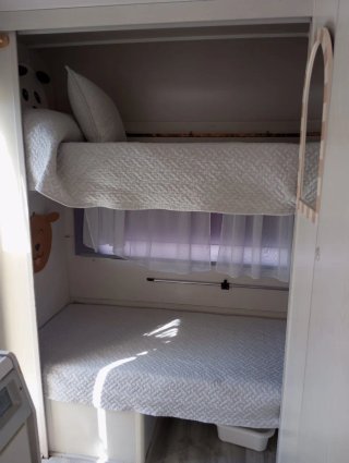 Caravana Adria 750kg