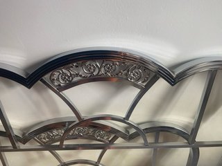 Cabecero y piecero de metal antiguo