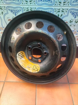 Llanta 17  Volvo