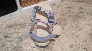 Sandalias Hello Kitty y Amigos Talla 37