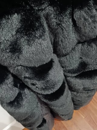 Chaleco pelo negro Gili-gili capucha t.M