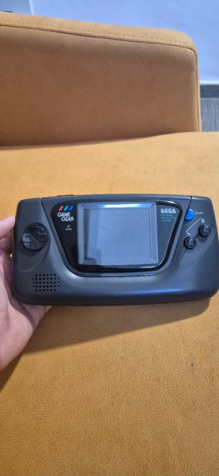 SEGA Game Gear con caja y 3 juegos