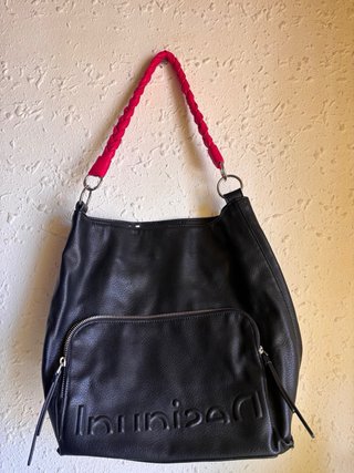 Bolso Desigual Negro con Detalles Rosas