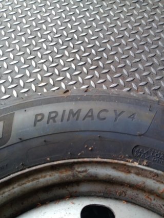 NEUMATICOS 185/65R15 88H