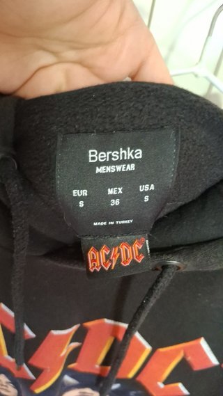 Sudadera AC/DC Bershka Talla S