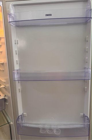 FRIGORÍFICO COMBI NO FROST BLANCO MARCA ZANUSSI