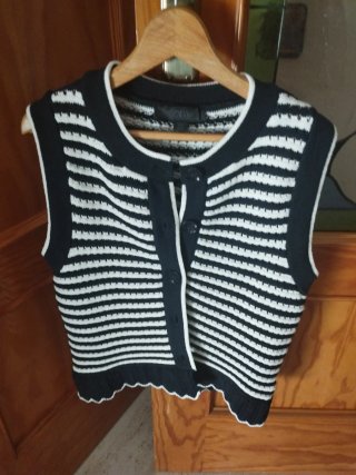Chaleco Zara Rayas M