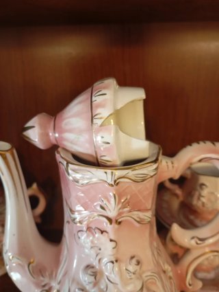 Juego de té de porcelana