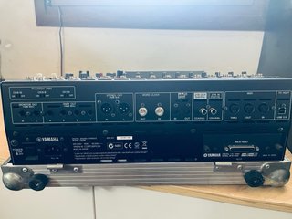 Yamaha 01V96i + Previo AD8-HR + Tarjeta MY8-AE96