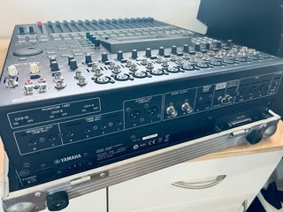 Yamaha 01V96i + Previo AD8-HR + Tarjeta MY8-AE96