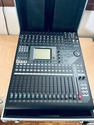 Yamaha 01V96i + Previo AD8-HR + Tarjeta MY8-AE96