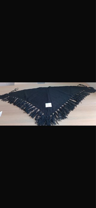 Toquilla negra tejida mano fiestas Basauri