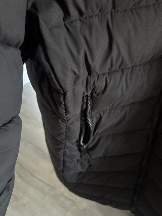 Plumas largo impermeable Mango negro