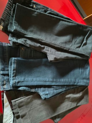 Lote 3 tejanos chica Talla 38