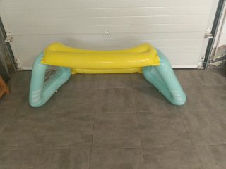 Portería hinchable fútbol amarilla y azul