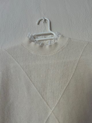 Jersey crema cuello alto encaje talla XS