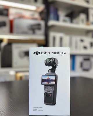 DJI Osmo Pocket 4 Creator Combo