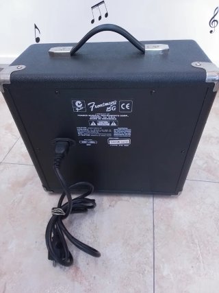 Amplificador Fender Frontman 15G