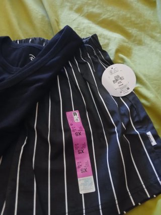Pijama Mickey Mouse Talla 32/36 Nuevo.