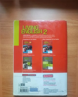 Living English 2 Bachillerato. Student's book