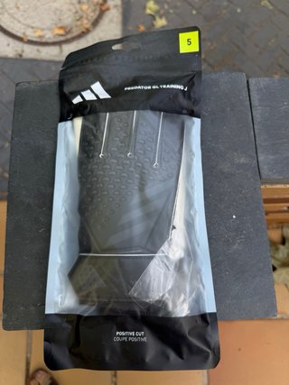 Guantes de portero NUEVOS Adidas Predator Talla 5