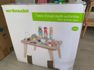 Mesa de actividades de madera Verbaudet