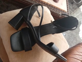 Zapatos de tacón Mango negros