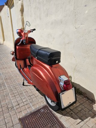 Vespa SL 125