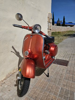 Vespa SL 125