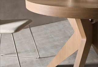 MESA EXTENSIBLE DE COMEDOR ANNA.