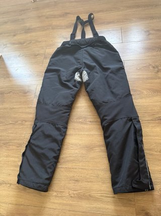 Pantalón de moto con tirantes