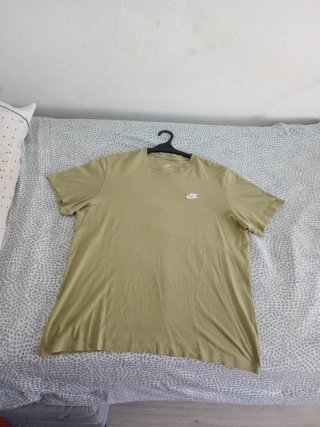 Camiseta Nike Beige Talla M