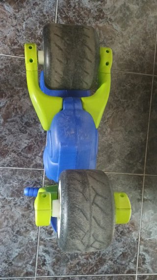 Moto de juguete para bebé azul y verde