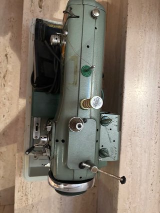 Máquina de coser Refrey Transforma