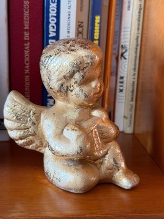 Figura Ángel Decorativo Dorado