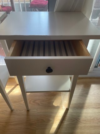 2 Mesitas de noche blancas IKEA Blastasen