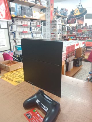 CONSOLA SONY PS4 FAT 1TB 13.52 CON MANDO Y CABLES
