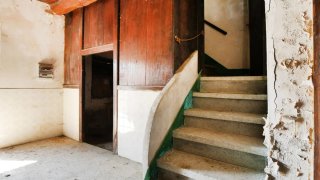 Oportunidad: casa con terreno en Trabada