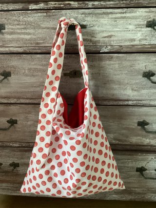 Borsa a tracolla pois bianchi e rossi