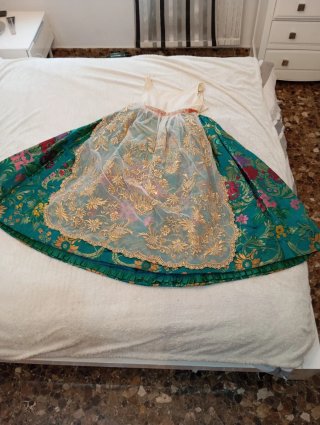 Traje de Fallera Niña 8-10 años