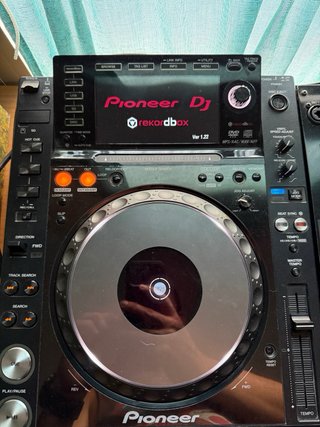 Equipo DJ Pro: 2x Pioneer CDJ2000nx + DJM800