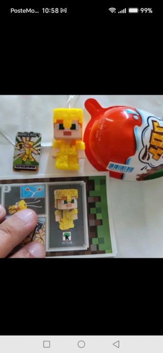 Kinder Joy Collezione Minecraft Alex Golden VC312