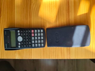 Calculadora Casio fx-82MS