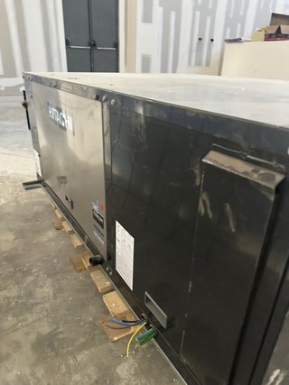 Compresor y máquina de aire acondicionado