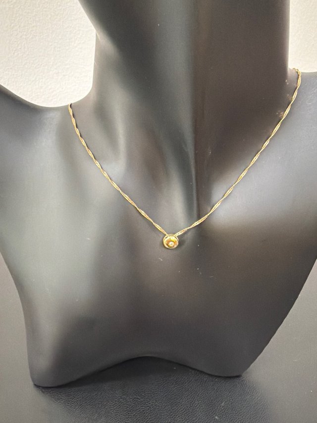 Gargantilla oro 18k con piedra