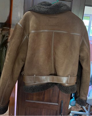 Chaqueta Stradivarius efecto piel