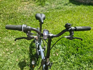 Bicicleta plegable gris